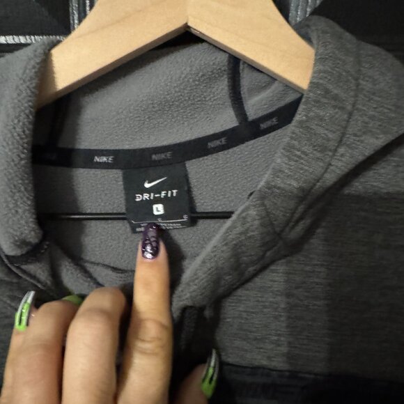 Mens Nike Black Gray Hooded Sweatshirt - Picture 2 of 3